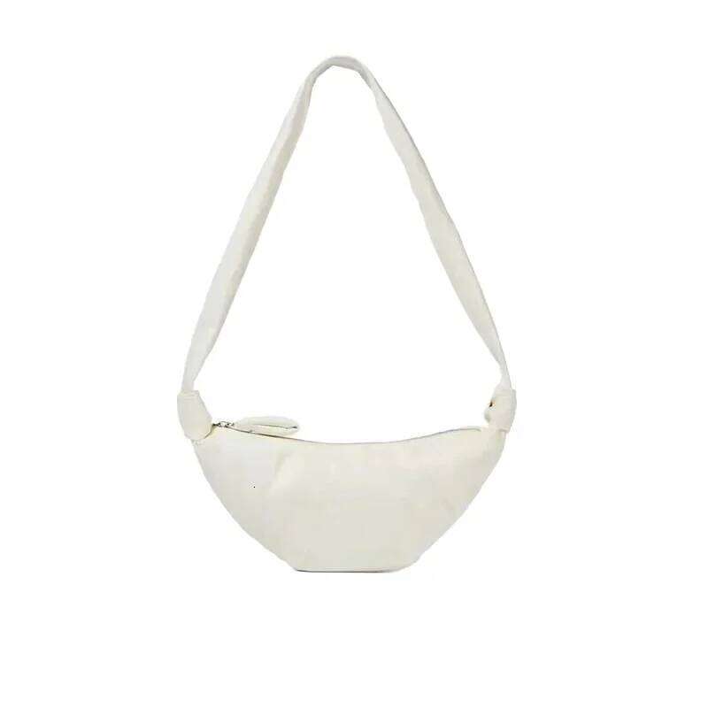 Croissant niche texture croissant dumpling buns, crossbody chest bags, Maillard fashionable and retro women's bags