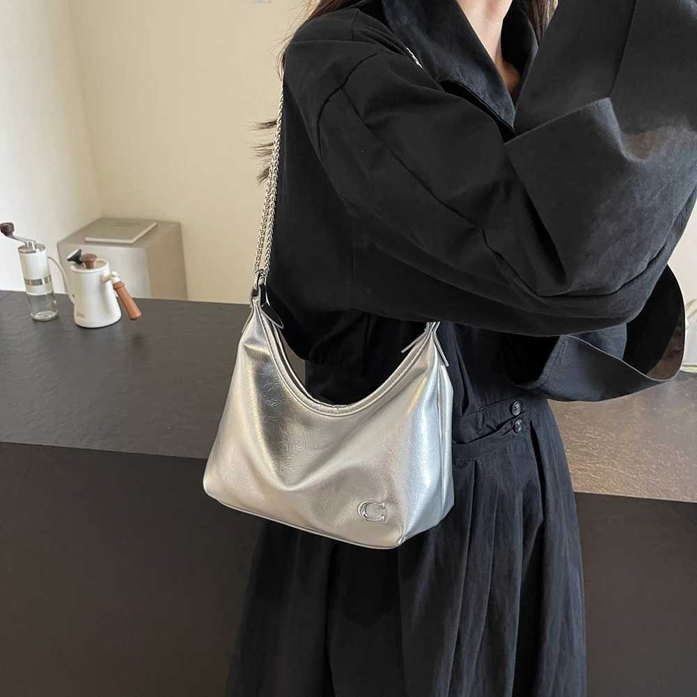 Wen PU Casual Tote Handbag Large Capacity Chain Sling Bag Zipper Closure Elegant Underarm Bag Mti-pockets Simple Sahel Bag Y251211