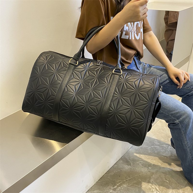 Travel New Versatile Nylon Large Capacity Shoulder Fashion Handheld Tote Crossbody Commuter High-Value Bag
