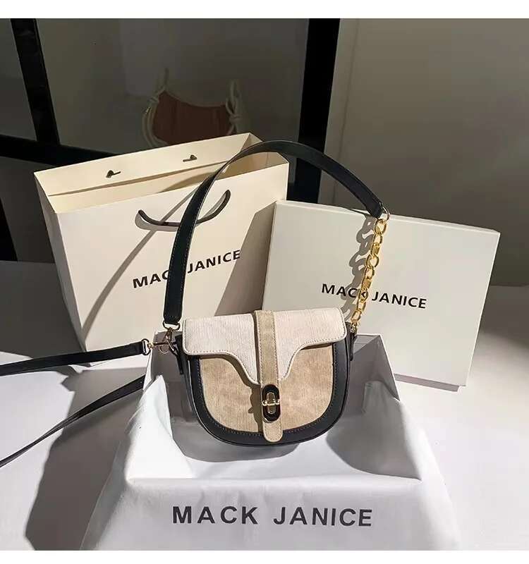 High Quality Fashion Textured Leather Moon Women Handbag Shoulder Messenger Chain Lady Purse Female Underarm Bag Armpit
