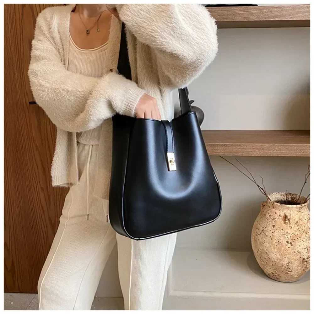 Vintage 2 PCS/SET Simple Solid Color Shoulder Bags for Women 2024 Leather Handbags and Purses Lady Designer Underarm Bag Bags W250602