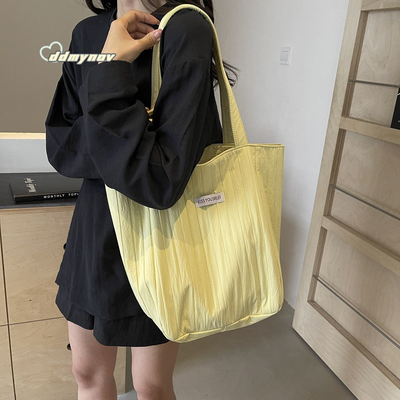 Korean Style Artistic Female College Student Commuting Shoulder Bucket New Casual Simple Handheld Tote Bag ddmynov