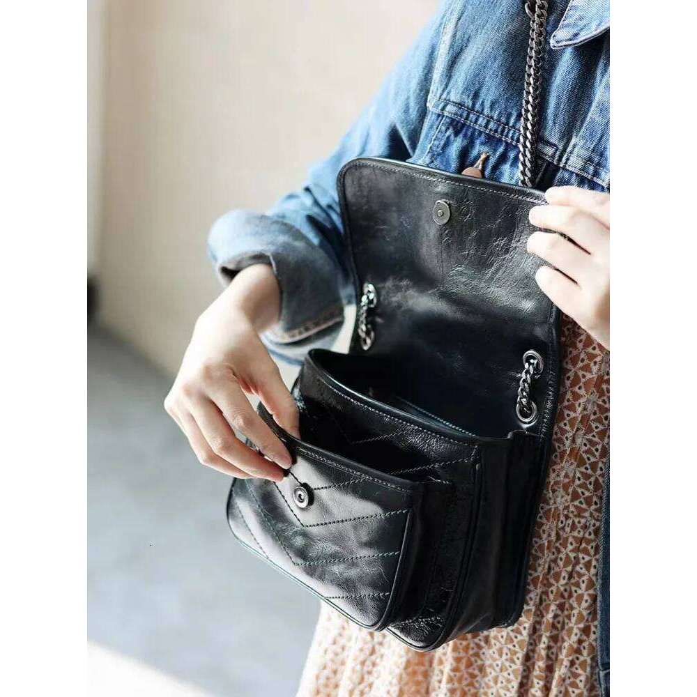 Fashion Women Cowhide Genuine Shoulder Chain Crossbody Bags Flap Satchels Female Vintage Oil Wax Leather Messenger Bag