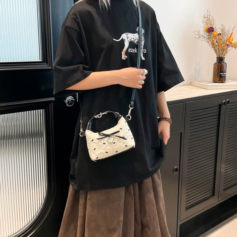 designer Niche Color-Block Mini Bag for Women 2025 New Fashion Versatile Crossbody Bag Sweet Cool Girl Handheld Bucket Small Bag