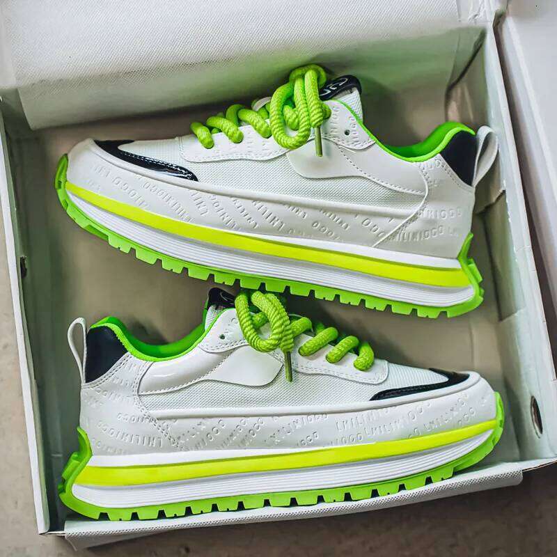 2025 New Men's Platform Mesh Sneakers Thick Sole Elevating Low-Cut Two-Tone Breathable Casual Sports Streetwear Trendy Footwear