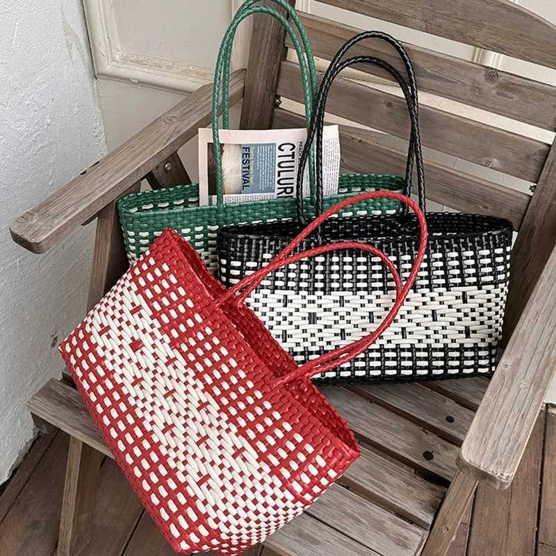Hylhexyr PVC Vegetable Basket Handbag Waterproof PE Picnic Plastic Woven Tote Shopping Bag Beach Handbags Y250603