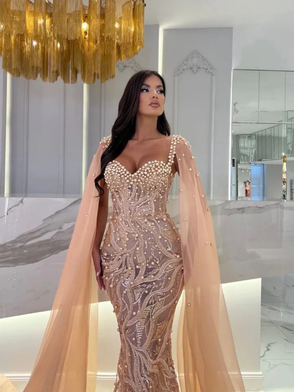 Stunning Pearls Prom Dresses With Cape Elegant Sequined Pearls Evening Dress Sweetheart Celebrity Party Gown Customized