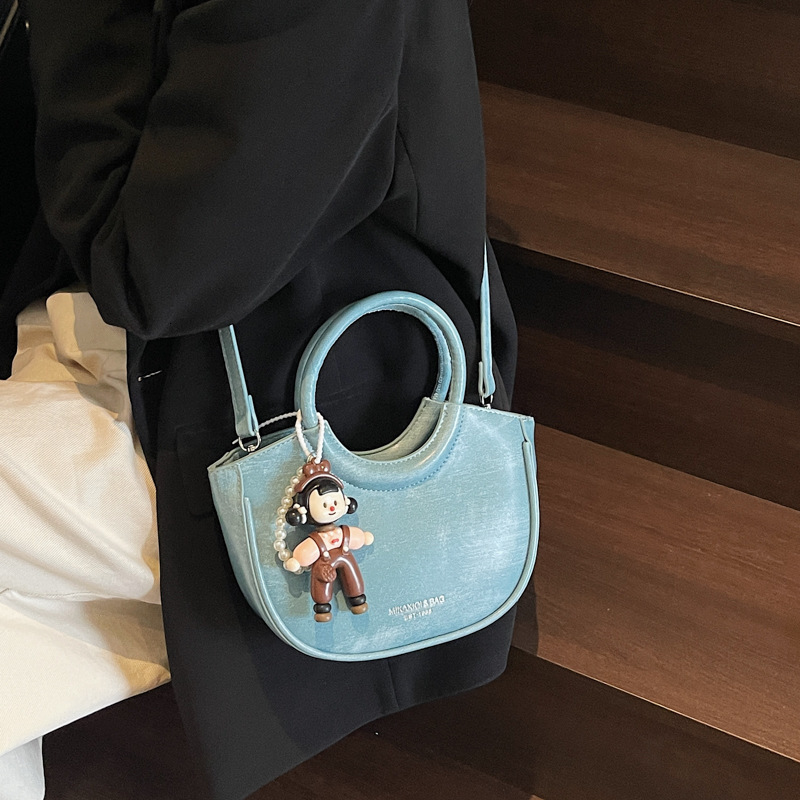 designer Trendy Casual Simple Handheld Bucket Bag for Women 2025 New Fashion Versatile Stylish High-end Shoulder Crossbody Bag