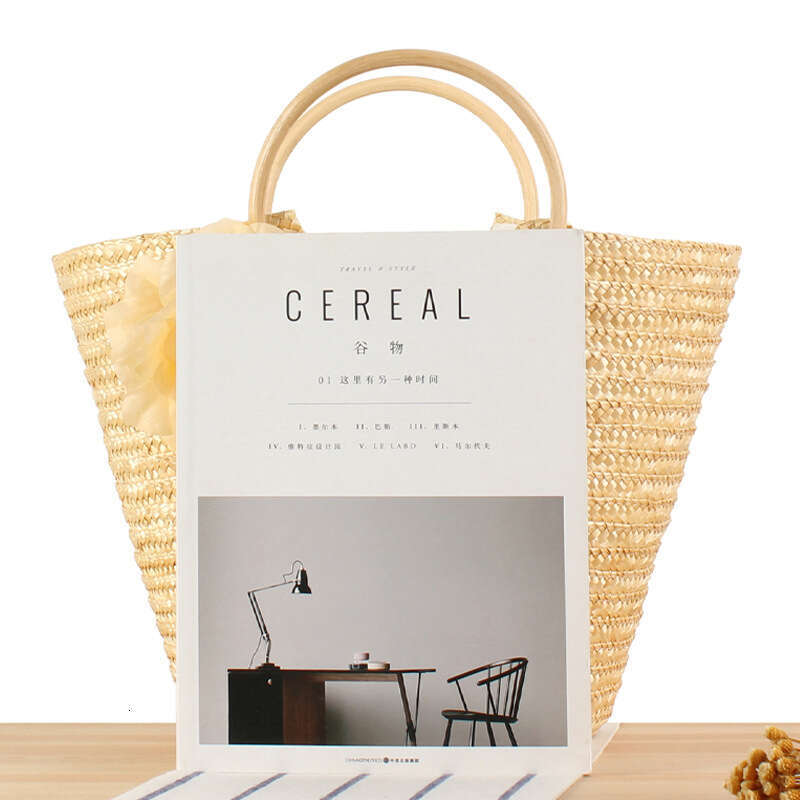 Women's handbag New Rattan Woven Handle Handmade Large Capacity Flower Handheld Straw Beach Vacation Bag