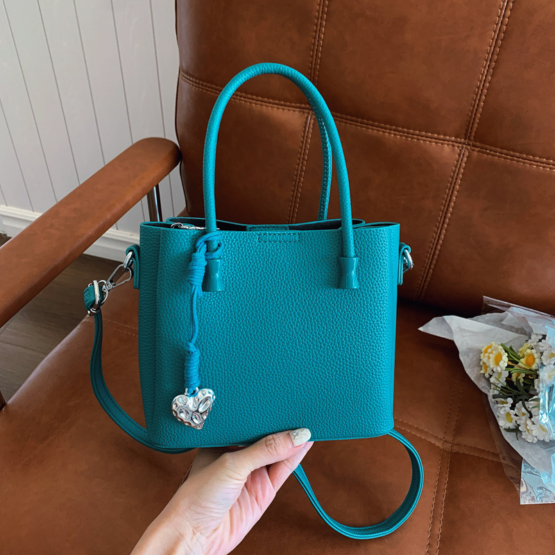 designer Handheld High-End Fashion Bucket Bag 2025 New Korean Style Ins Trend Casual Shoulder Bag Versatile Crossbody Bag