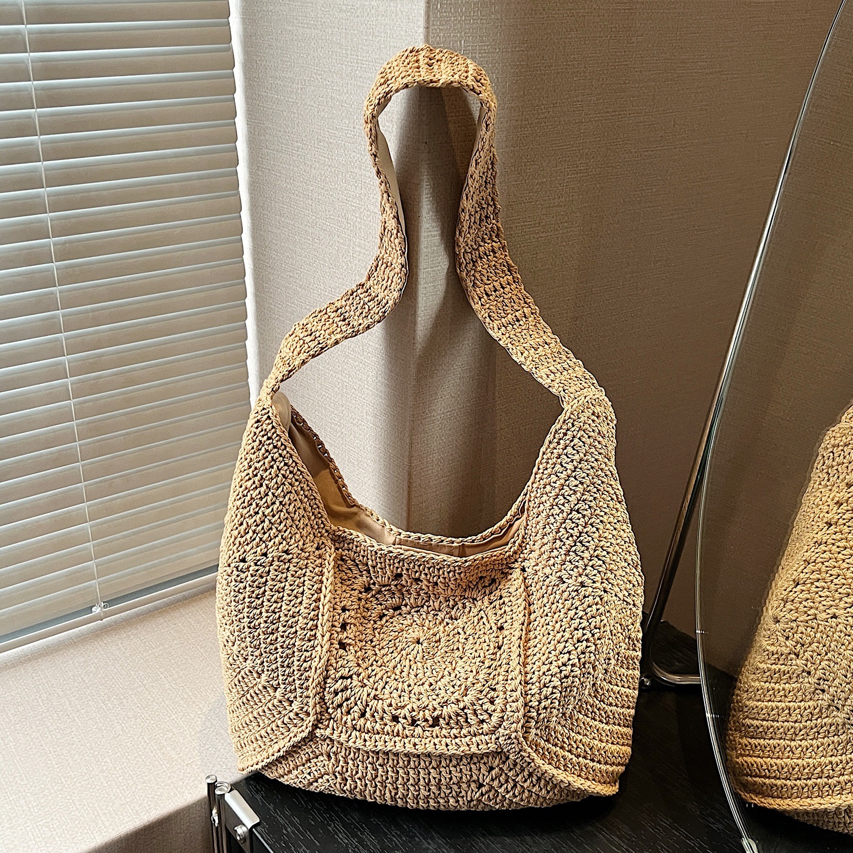 designer High-End Large Capacity Cotton Woven Shoulder Bag Hollow Out Straw Bag Vacation Style Beach Bag Versatile Tote Women's Bag