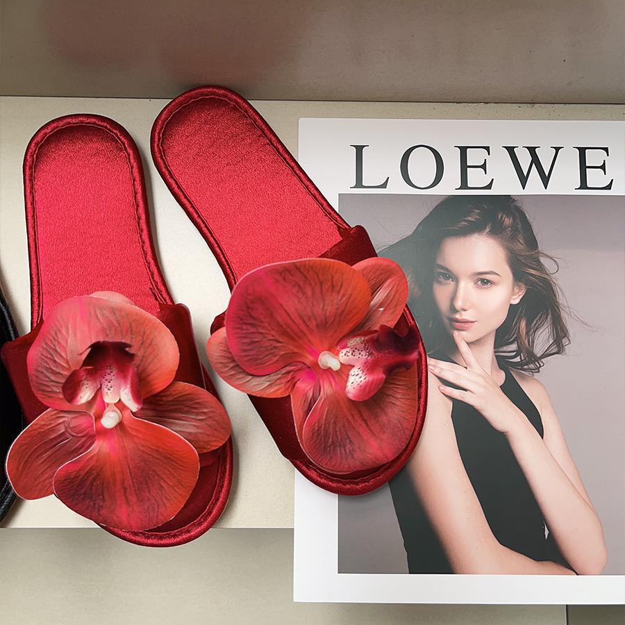 Phalaenopsis Flower Slippers Women's Fashion Versatile Outer Wear Non-slip Flat Bottom One-word Drag Home Soft Bottom Slippers