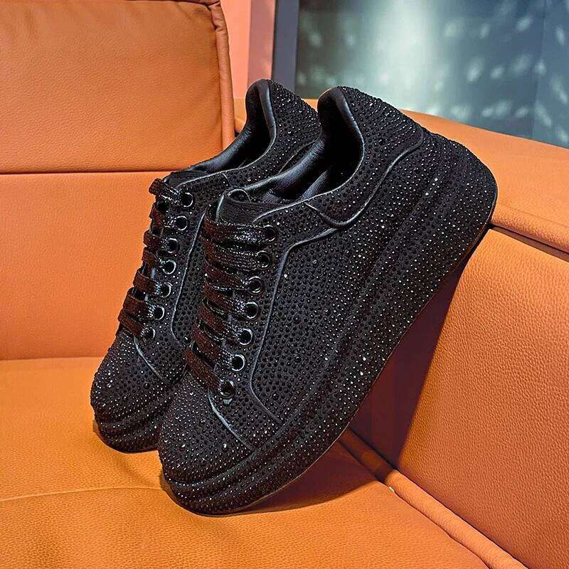 2025 New Women Platform Rhinestones Thick-Soled Black Designer Shoes Shining Crystal Trend Casual Sneakers