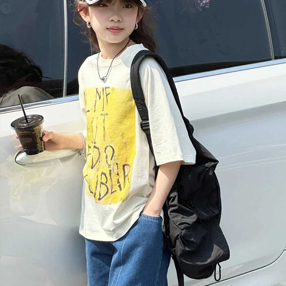 Short-sleeved T-shirt for boys and girls 2025 new trendy brand fashion summer childrens loose top T250603