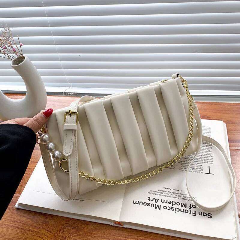Trendy 2025 Korean Version Pleated Small Square Shoulder Bag - Ins Popular, Versatile Armpit Carry for Women