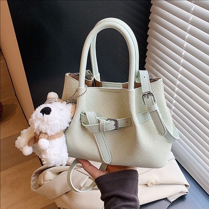 designer High-End Fashion Large Capacity Handheld Bucket Bag for Women 2025 New Stylish Light Luxury Versatile Shoulder Crossbody Bag