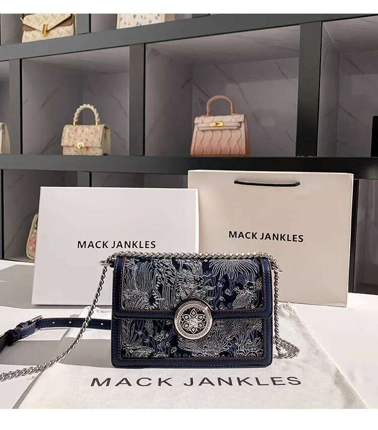 Autumn Winter High Quality Fashion Embroidery Square Women's Handbag Textured Leather Shoulder Messenger Bag Lady Purse