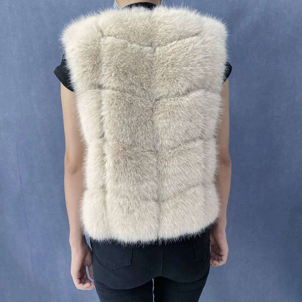 2024 New Faux Fox Fur Short Women High Quality Fashion Vest