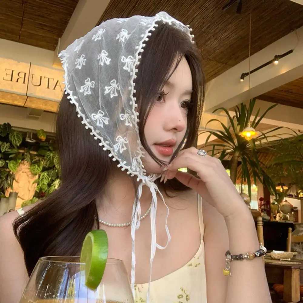 Retro Lace Bandana Headband Floral Hair Scarf Bohemia Triangle Headscarf White Hair Bands for Women Girls Fashion Sweet Kerchief W250602
