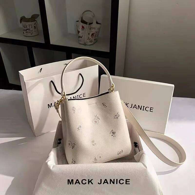 Women's Handbag High Quality Casual Tote Fashion Embroidery Floral Bucket Lady Purse Female Shoulder Messenger Bag