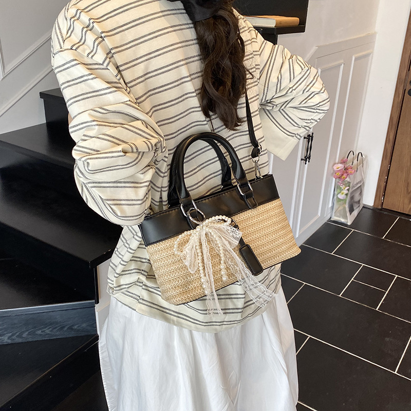 designer High-end Fashion Straw Woven Handbag for Women 2025 New Versatile Commuter Crossbody Bag Outdoor Handheld Tote Bag