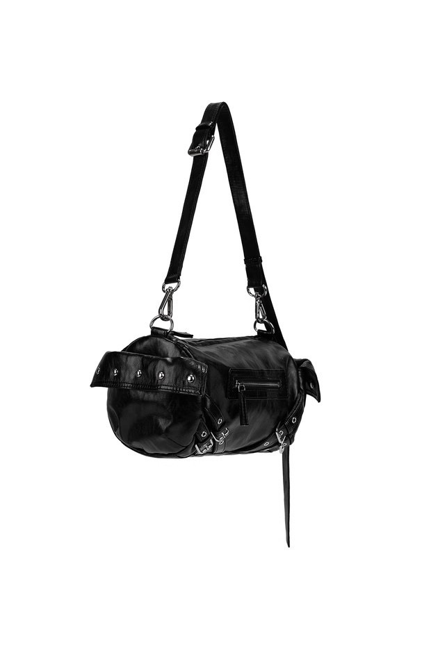 Korean designer rivet motorcycle rock fashion sweet cool spicy girl shoulder bag trendy girl