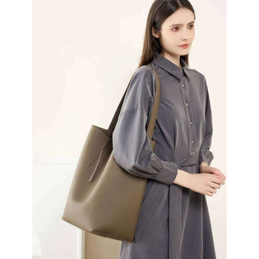 High Quality Cowhide Women Bucket Large Capacity Shoulder Fashion Ladies Genuine Leather Tote Bag For Commuting Shopping