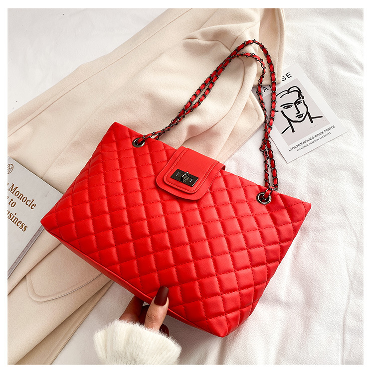 Top brand high-quality new free designer bag simple quilted embroidered armpit bag cross-border lock shoulder bag chain handbag crossbody bag free des