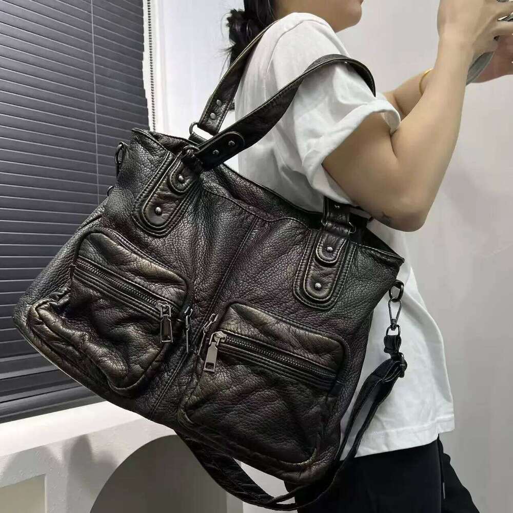 Ladies' Fashion Y2k Retro Street Hot Girl Motorcycle Bag, Large Capacity Distressed Multi Pocket Vegan Leather Shoulder Bag