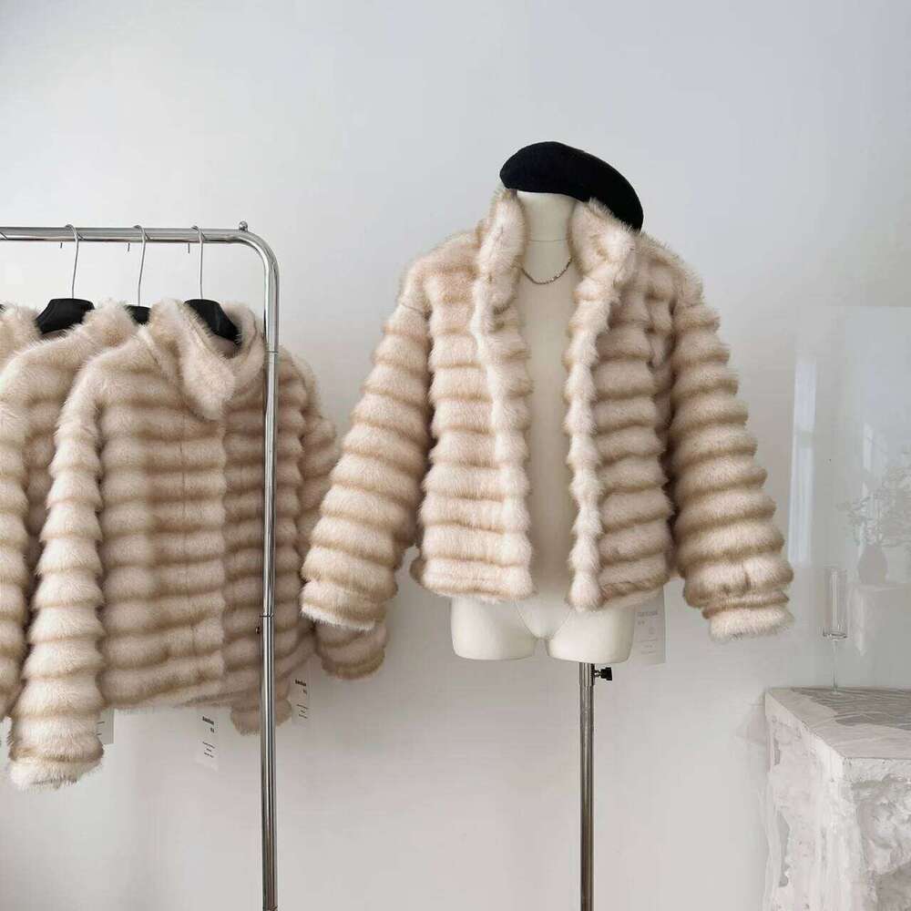 2024 Fall and Winter New Women Tops Soft Eco-friendly Stand Collar Long Sleeve Faux Fur Coats Jackets Female