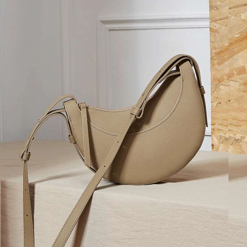 Hifashion Cowhide Genuine Leather Small Shoulder Crossbody Bags For Women 2025 Designer Purses Half Moon Ladies Handbags