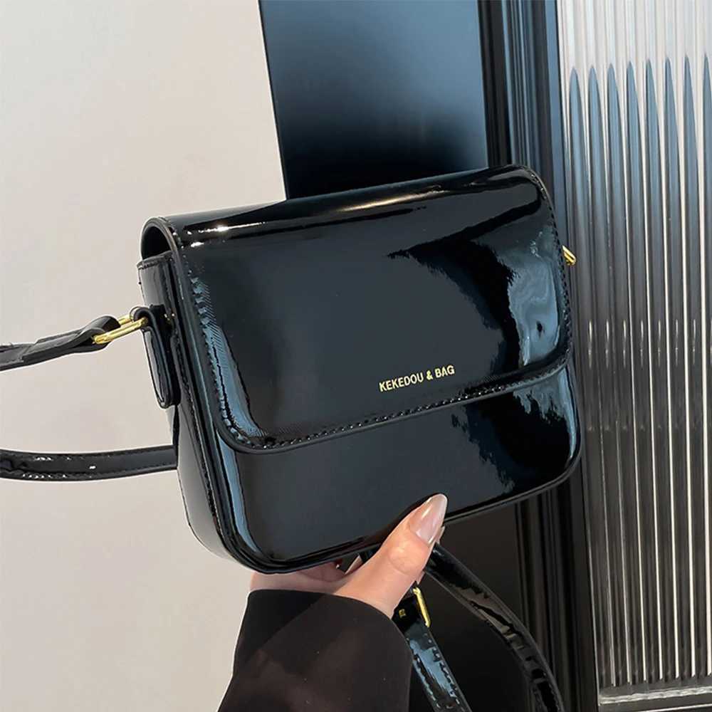 Glossy Patent Leather Square Bags Women Letter Print Flap Crossbody Bags Large Capacity Female Daily Commute Messenger Packs Y250603