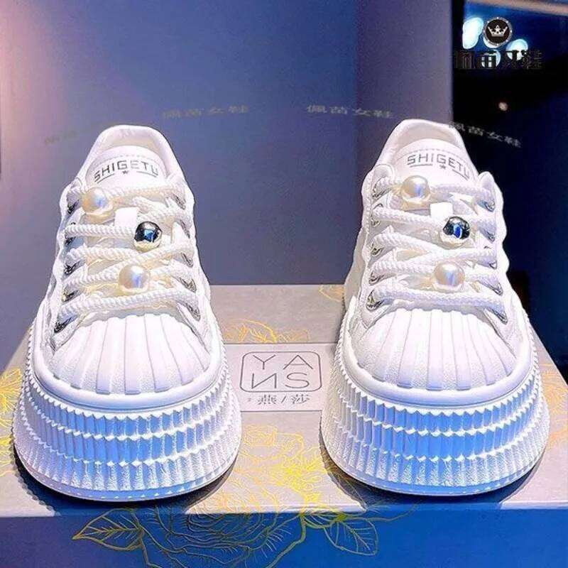 Fashion Shell Head Little White Women's 2025 Summer Popular Pearl Lace Up Platform Board Shoes Sweet Girl Casual Sneakers