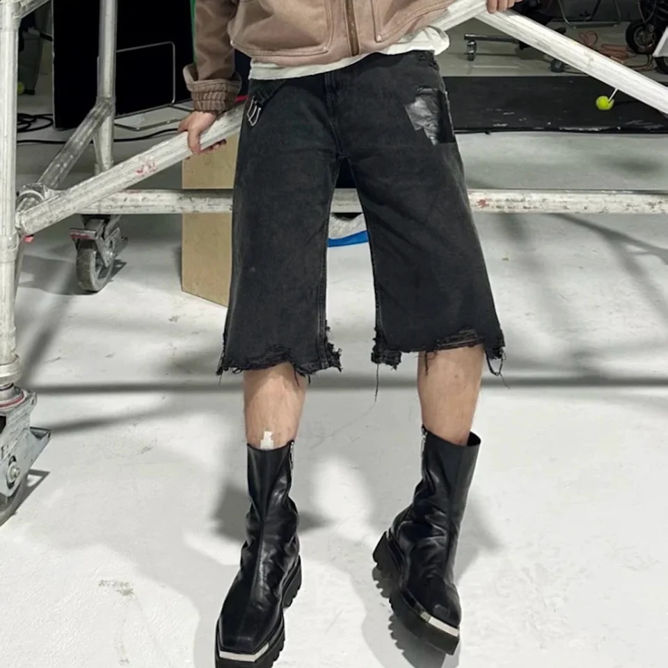 Streetwear Washed Frayed Edges Black Baggy Jeans Shorts for Men Straight Vintage Hole Knee Length Denim Trousers Oversized 250529
