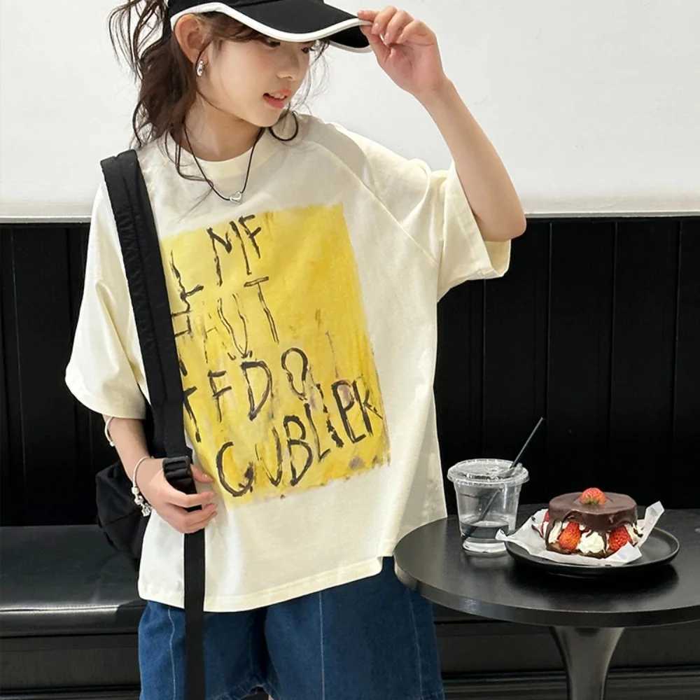 Short-sleeved T-shirt for boys and girls 2025 new trendy brand fashion summer childrens loose top T250603