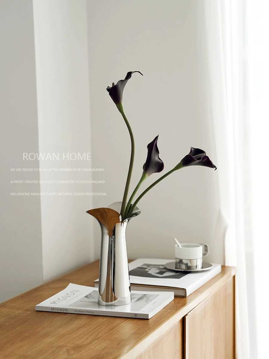 Nordic Designer Vase Decoration He Luxury Stainless Steel Large Vase for Flowers Living Room Decor Wedding Scandinavian Gifts Y250603