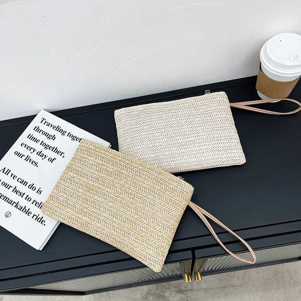 Elegant Straw Handbag Clutch Summer Beach Bag Women Bohemian Style Beach Summer Woven Clutch Wristlet Bag Solid Color Purse Z250603