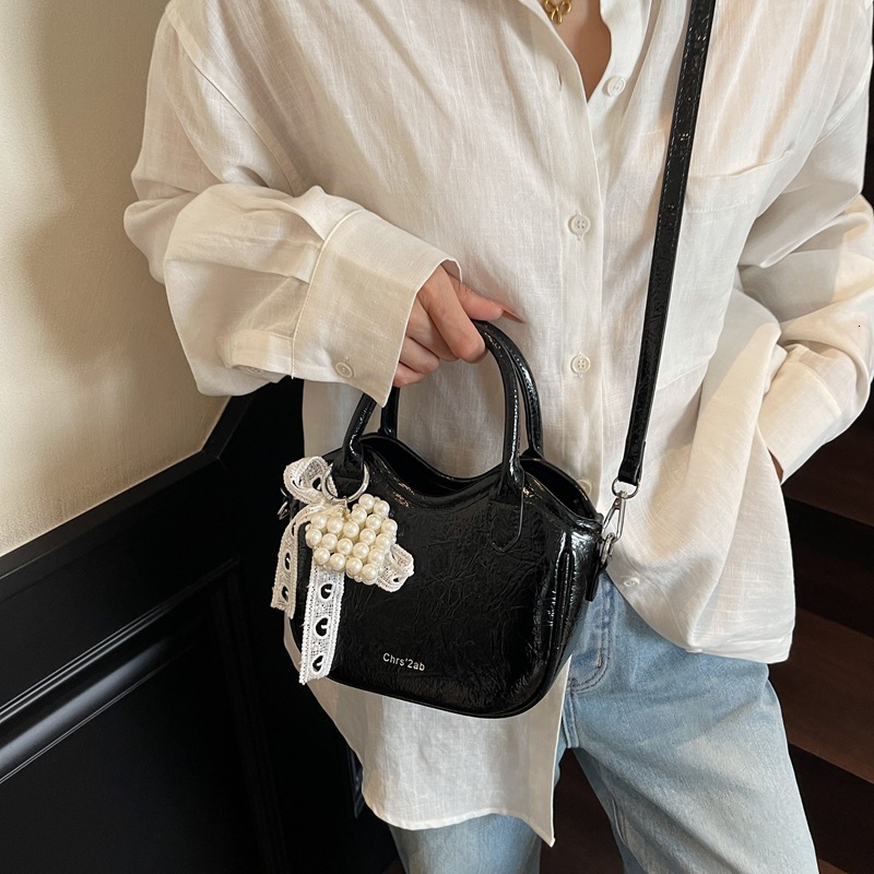 designer High-end Handheld Basket Bag for Women 2025 Summer New Fashion Trend Versatile Casual Crossbody Bucket Bag
