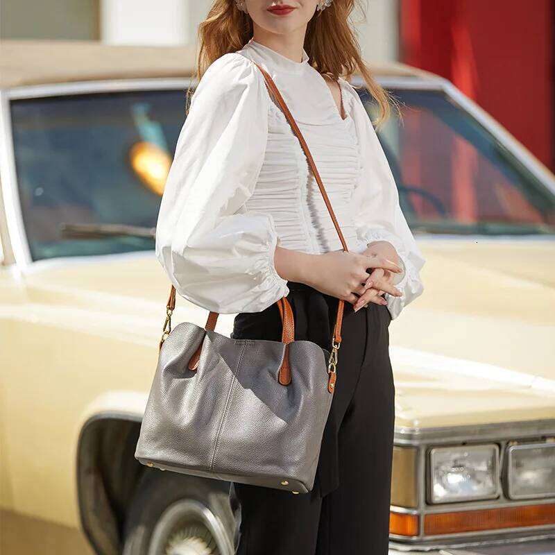 Women's 100% Genuine Leather Designer Shoulder Bag Soft Cowhide Handbags Large Capacity Crossbody Bags For Women