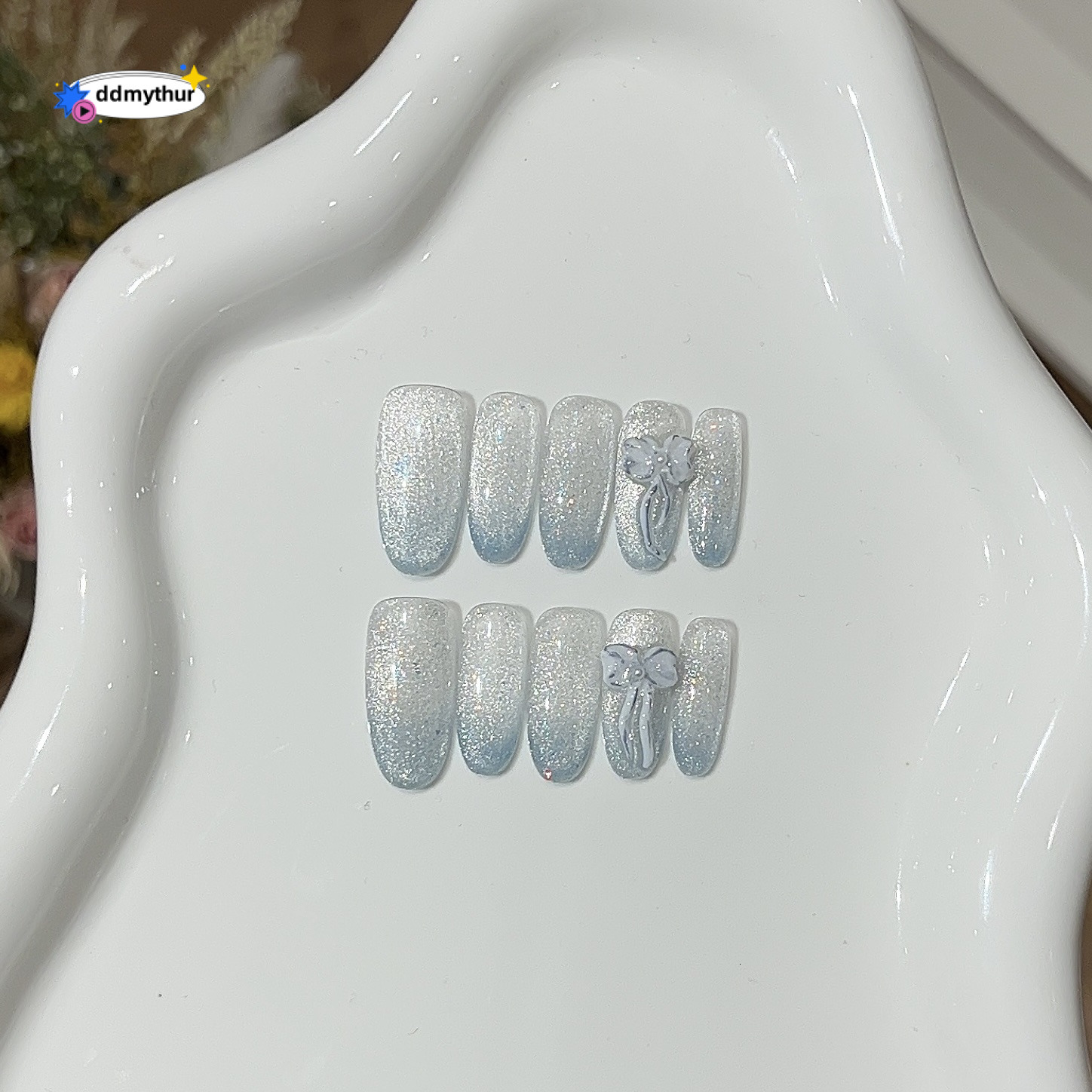 One Gu Milk Girl Summer Fresh Smog Blue Gradient Sparkling Cat Eye Exquisite Bowknot Wearable Nails ddmythur