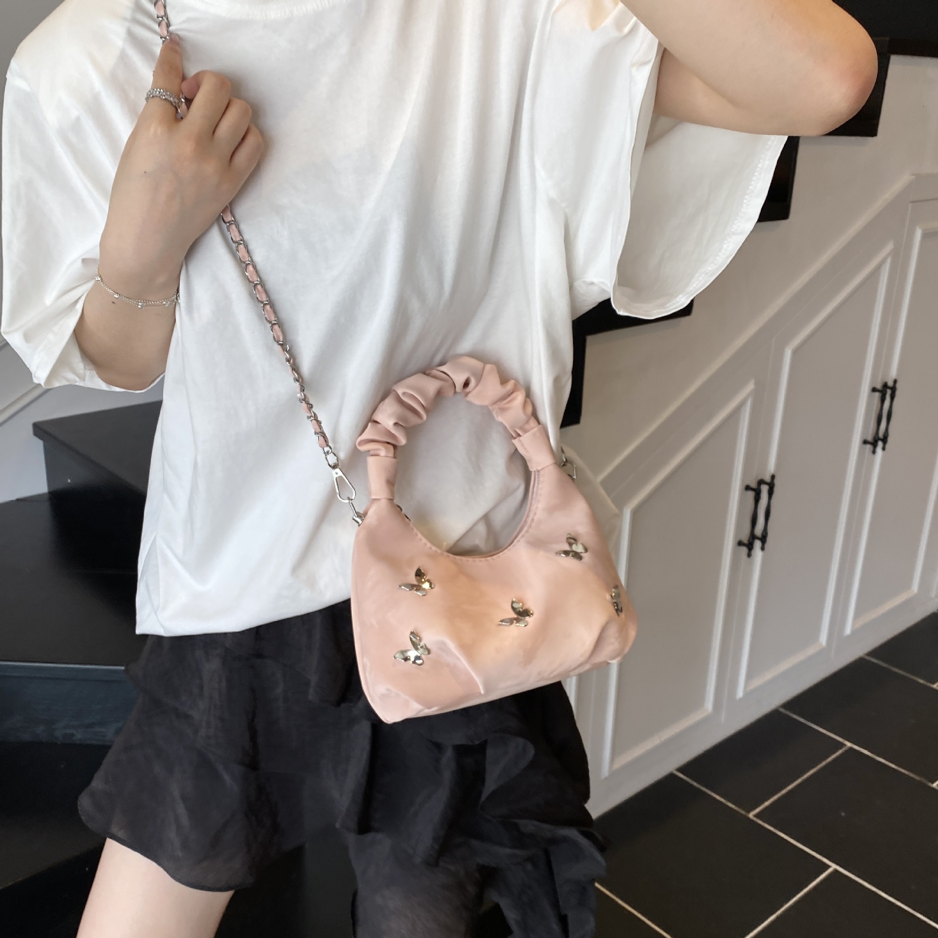 designer Niche Design Pleated Handbag Cloud Bag for Women 2025 New Simple Versatile Chain Crossbody Textured Underarm Bag