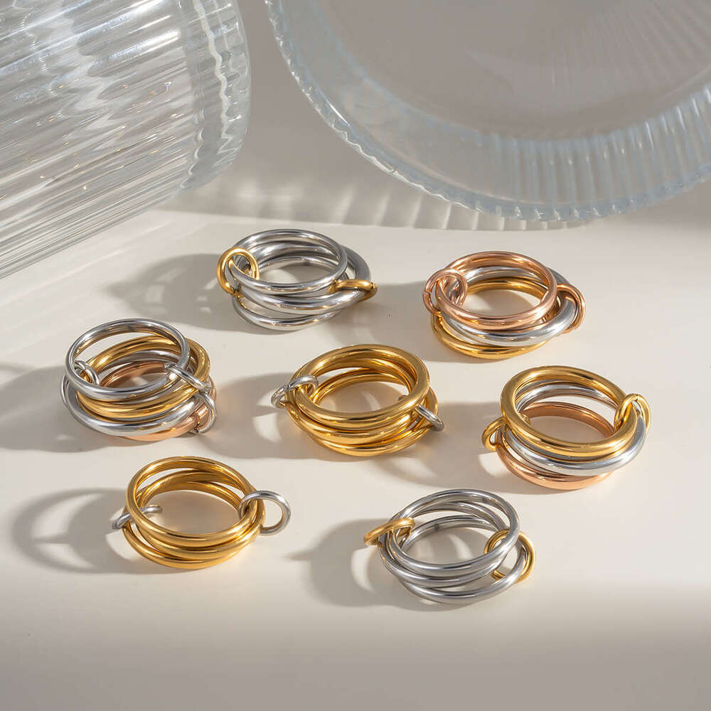 Hot Selling Stackable Plain Band Interlocking Personality Design Elegant Rings Non-Fading Stainless Steel Jewelry