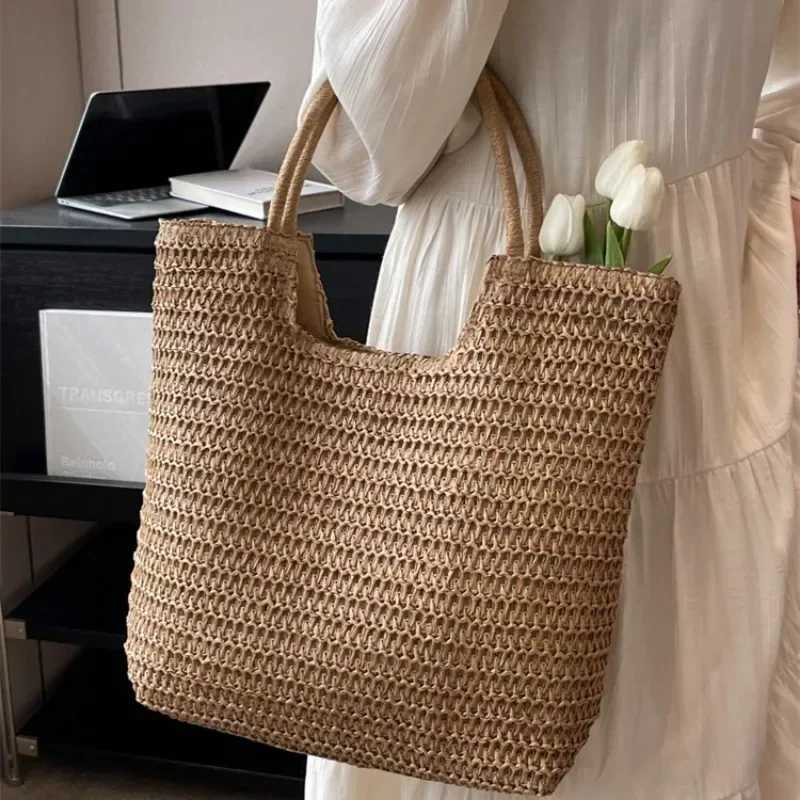 Women Summer Beach Handmade Rattan Woven Shoulder Bags Large Capacity Str Bag Bohemian Casual Travel Handbag Totes Y250603