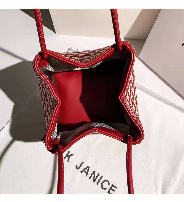 High Quality Textured Leather Knitted Bucket Fashion Women's Handbag Female Shoulder Underarm Lady Purse Composite Bag