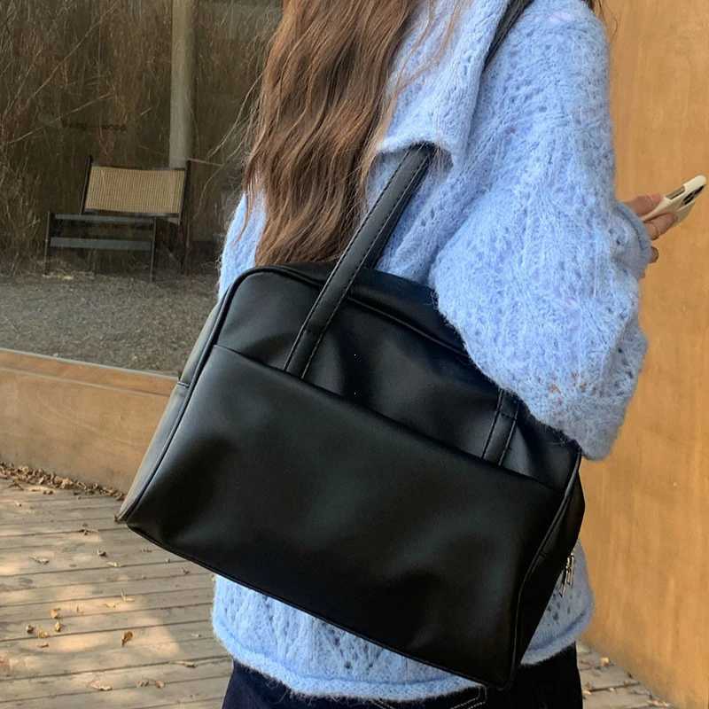 Korean Style Large Capacity Single Shoulder Womens Bag Versatile Vintage Underarm Bag Autumn 2025 New Arrival Y250603