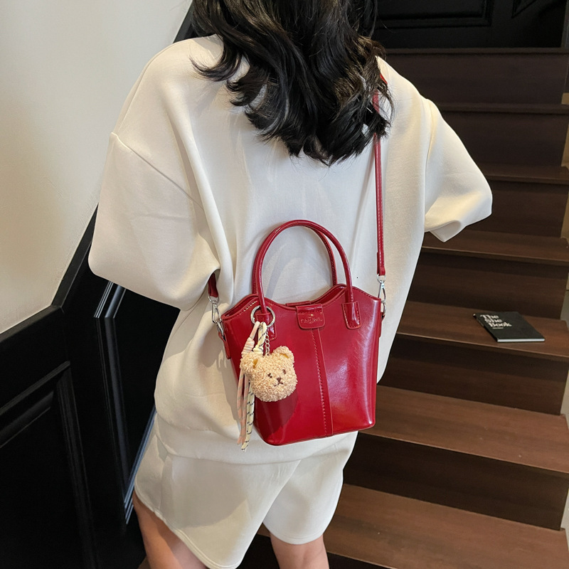designer Korean Style Simple Handheld Bucket Bag for Women 2025 New Trendy Fashion Tote Bag Versatile Shoulder Crossbody Bag