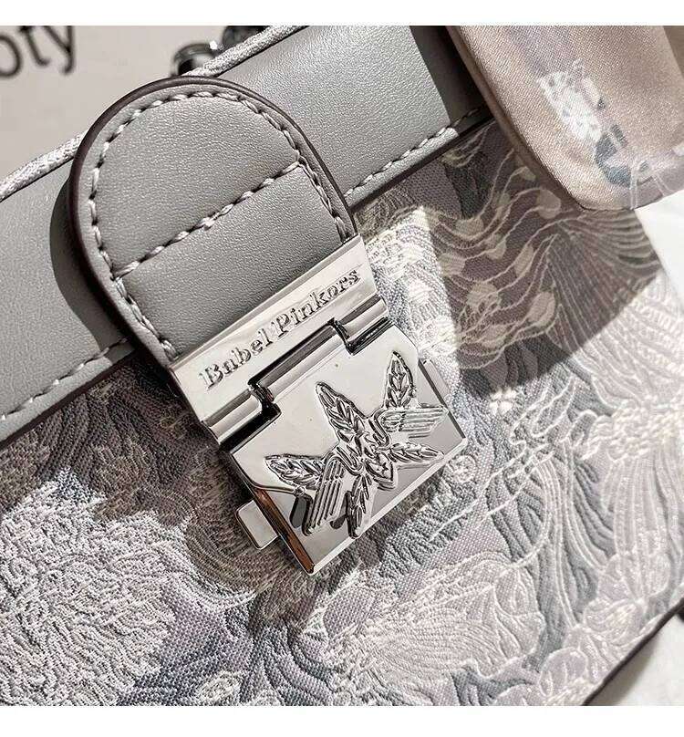 Fashion Embroidery Square Box High Quality Women's Handbag Textured Leather Shoulder Messenger Lady Purse Female Casual Bag