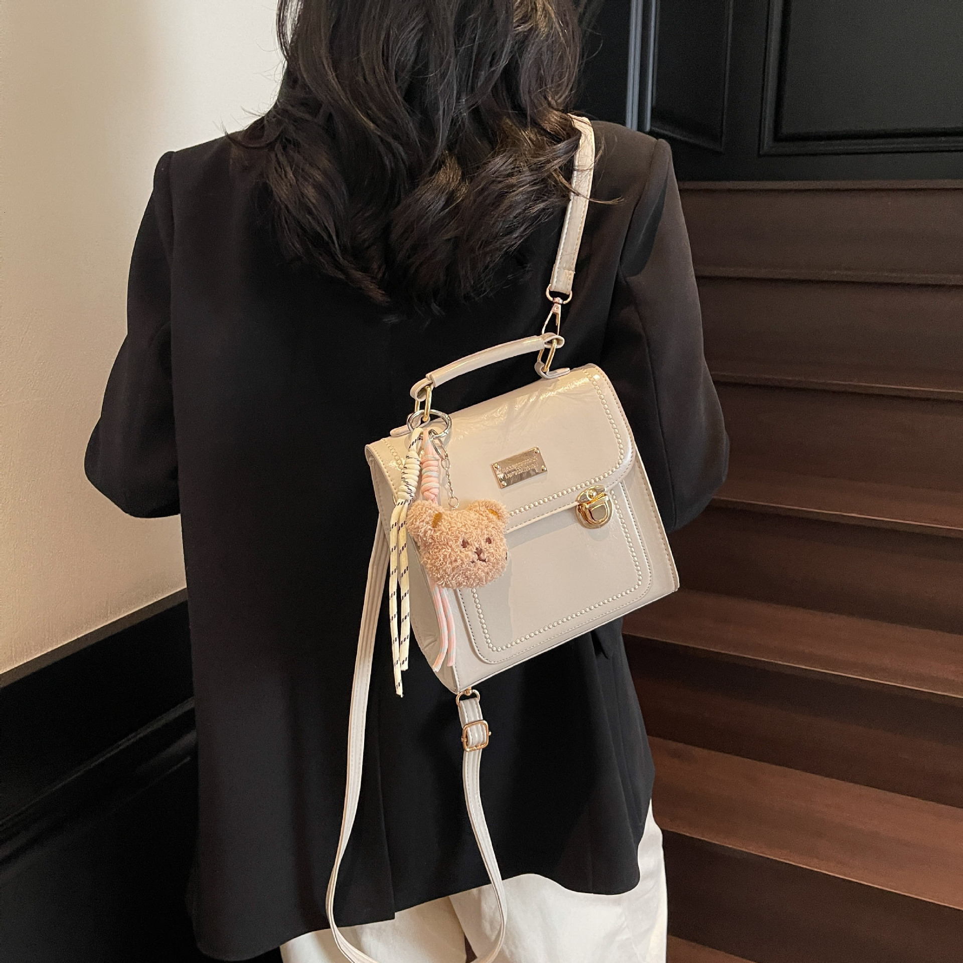 designer Korean Style Commuter Backpack for Women, Niche Design 2025 New Fashionable School Bag, Lightweight Travel Fashion Backpack