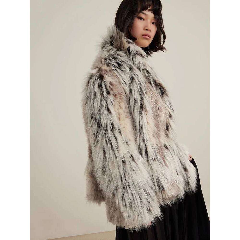 Winter Colorful Thickened Warm Hairy Shaggy Faux Fox Fur Coat Women Short Loose Fluffy Jacket 2025