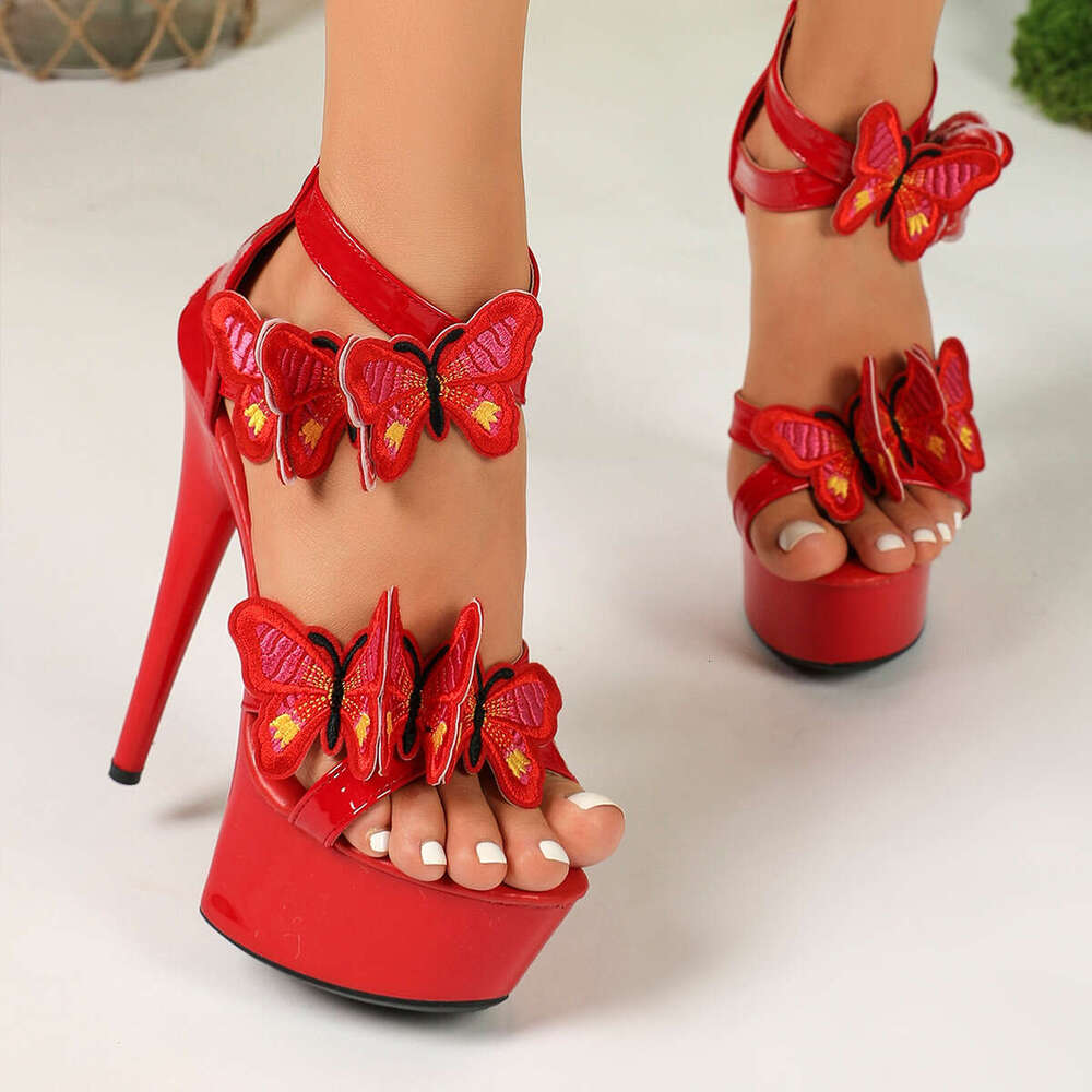 Super High Heels 8661-B2 Rivet Pull Chain Roman Sandals High 15Cm Thin Heel Summer Waterproof Platform Platform High Heels
